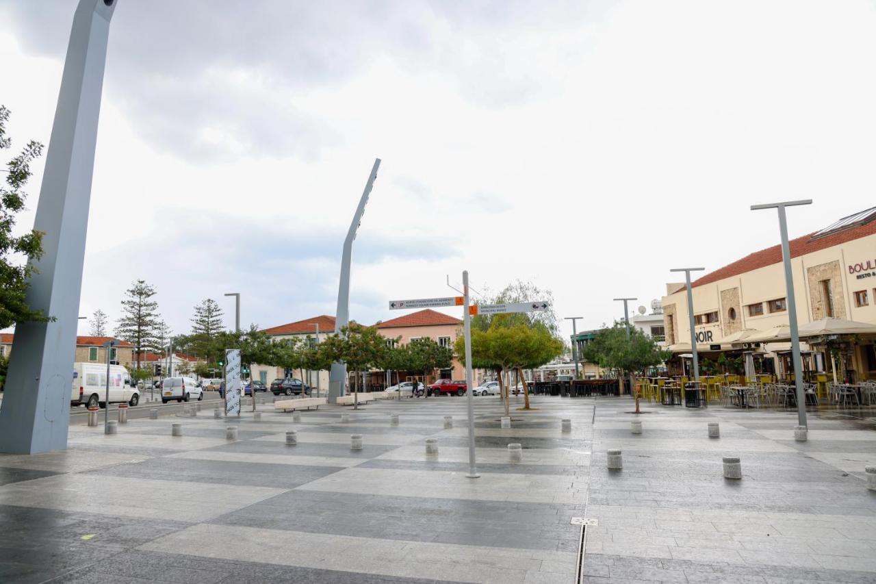 Spacious 2 BR appartment near mall Paphos Exterior foto