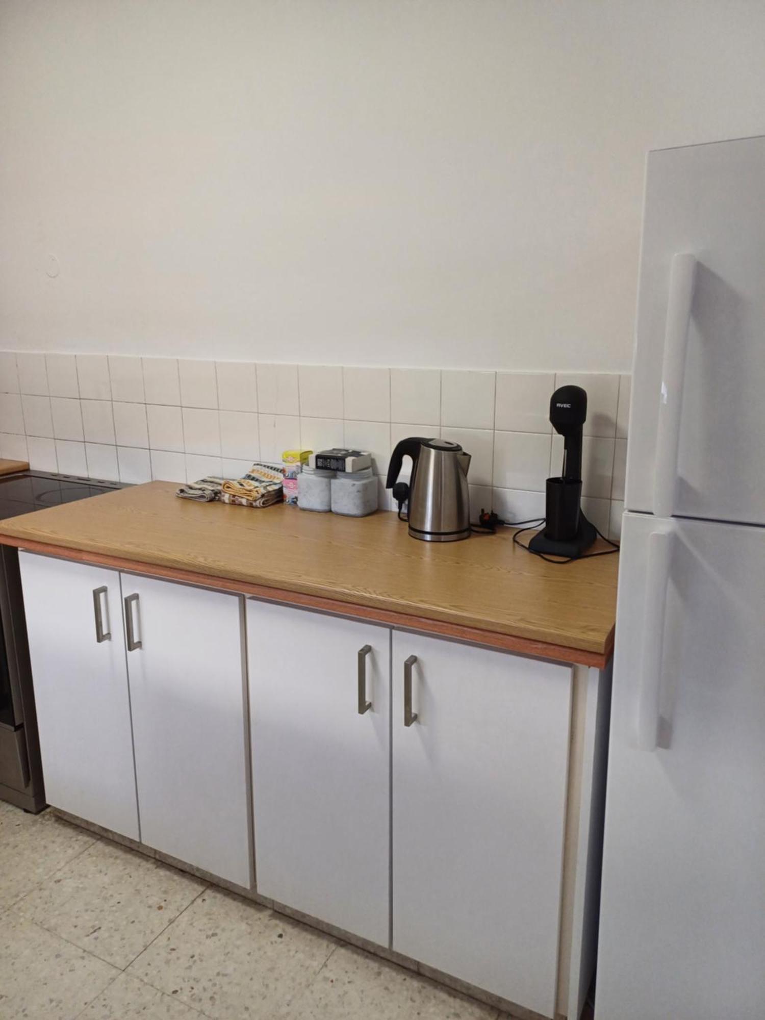 Spacious 2 BR appartment near mall Paphos Exterior foto